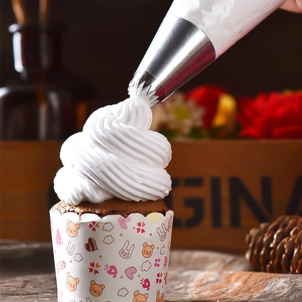 A Disposable Cream Bag Used for Decorating Cakes. Kitchen Utensils, 50/100/200/500 Pieces