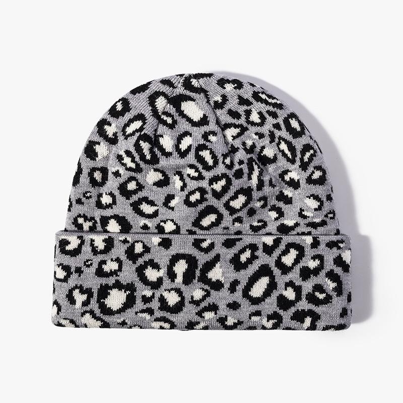 Winter outdoor knitted hat European and American fashion jacquard men's and women's brimless warm leopard print cold hat thickened ear protector wool