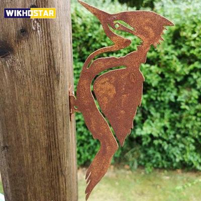 Sagome di uccelli in metallo arrugginito, decorazione per recinzione da giardino, picchio, pettirosso, palo da giardino, design, arte, forniture per decorazioni da giardinaggio