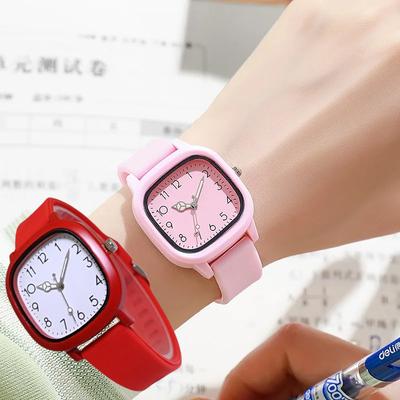 Montre pour femme Mode Montres-bracelets Quartz Silicone pour Femme Horloge Cadeau de Noël Saint-Valentin Montres pour Dames Relogio Feminino