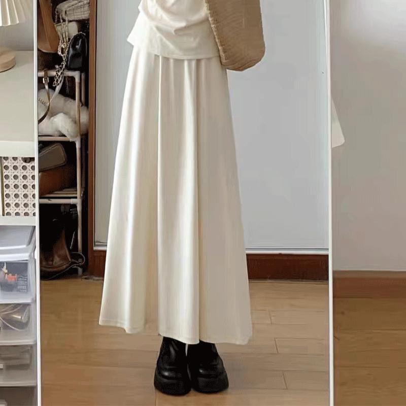Women's Summer 2026 French Style Slim Fit Suit: Short Sleeve T-shirt & High Waist Skirt Set