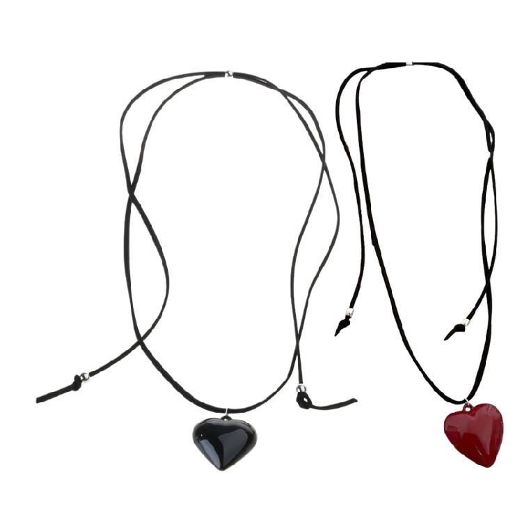 Fashionable Resin Heart Choker with Velvets Tie Adjustable Length Neckchain for Women Eye Catching Sweater Chain Jewelry