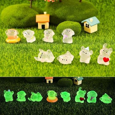8Pcs/set Cartoon Luminous Mini Dog Animal Miniatures Mini Figurine Glow In the Dark Fairy Garden Decoration Moss Terrarium Micro Landscape
