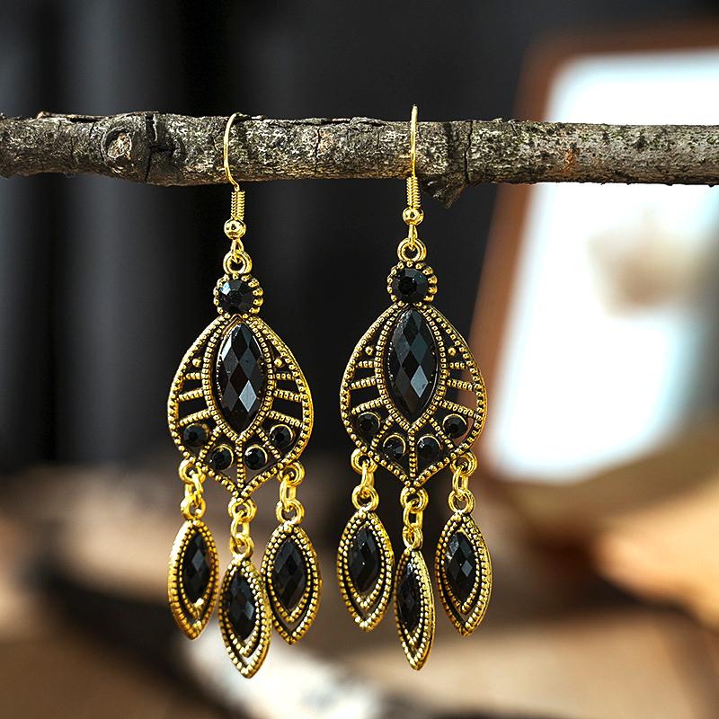 Ethnic Long Antique Gold Color Water Drop Earrings for Women Vintage Hollow Inlaid Rhinestone Elegant Earring Female Jewelry