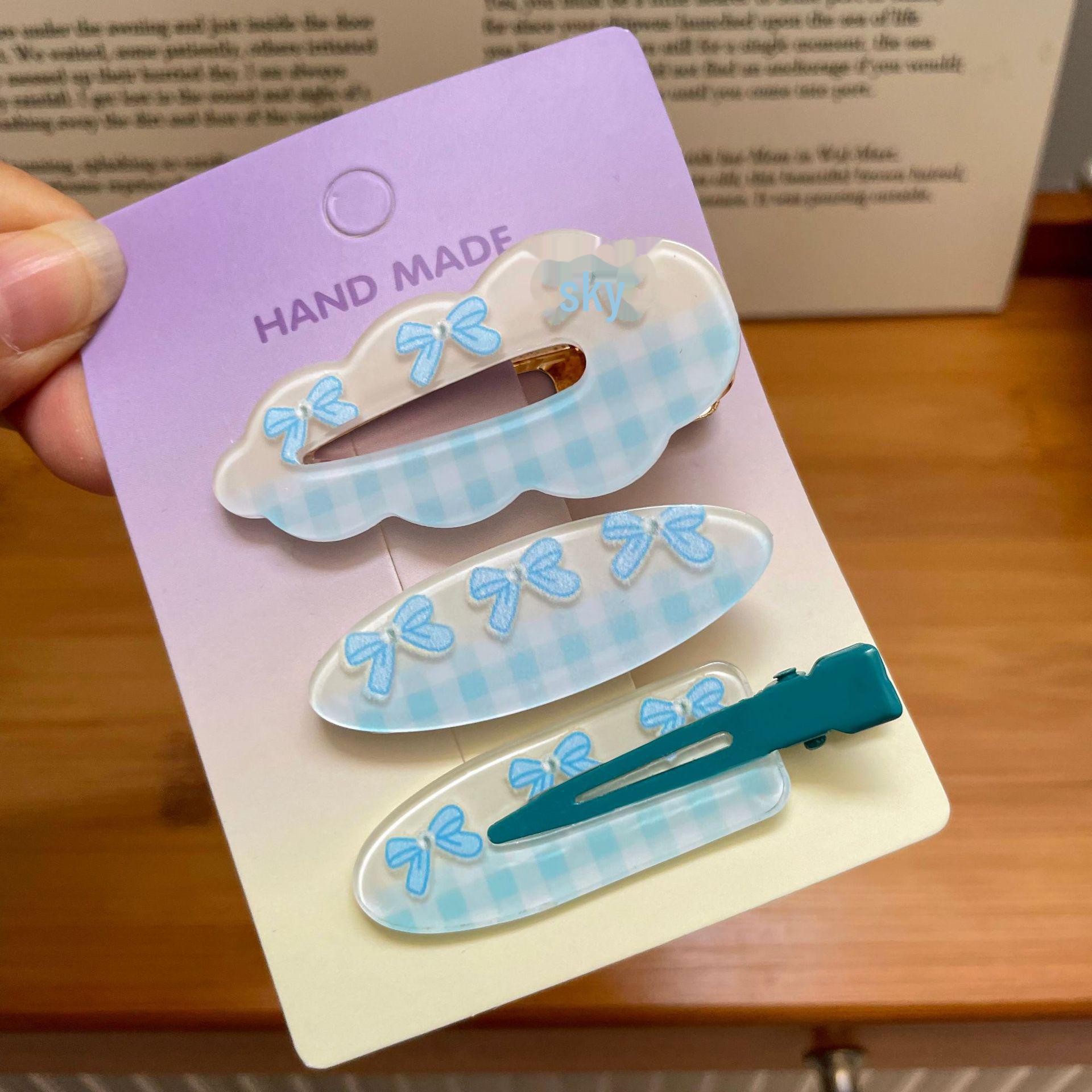 

«Упаковка из 2 заколок для волос серии Y2K Fresh Juice Duckbill — милые, бесшовные, аксессуары с челкой на бок»