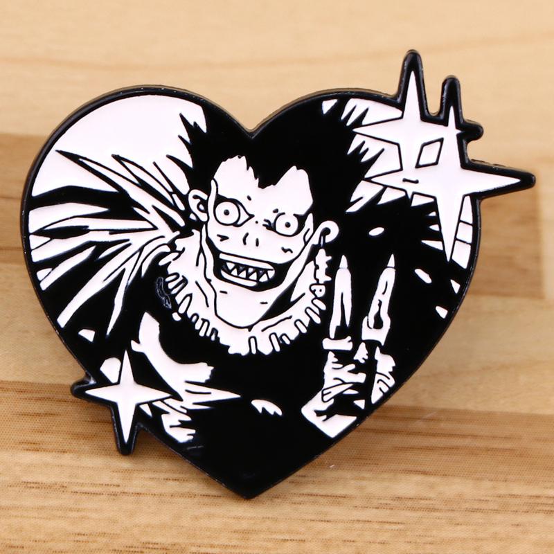 Anime Ryuk Cosplay Brooch Adult Unisex Alloy Enamel Badge Lapel Pins Bag Costume Ornament Halloween Accessories Props