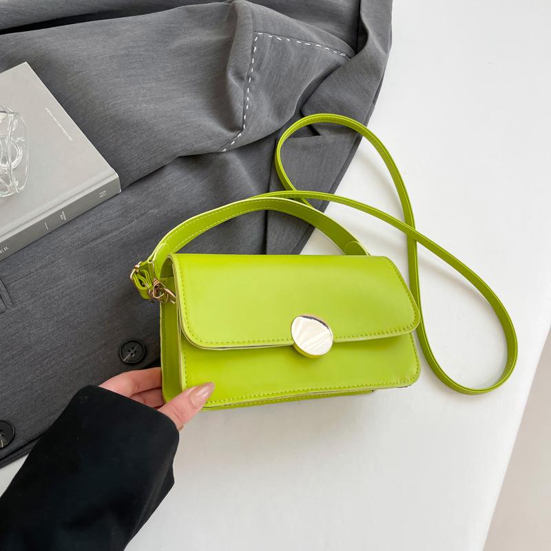 Solid color simple foreign style handbag 2025 spring new versatile ins shoulder messenger bag temperament small square bag women