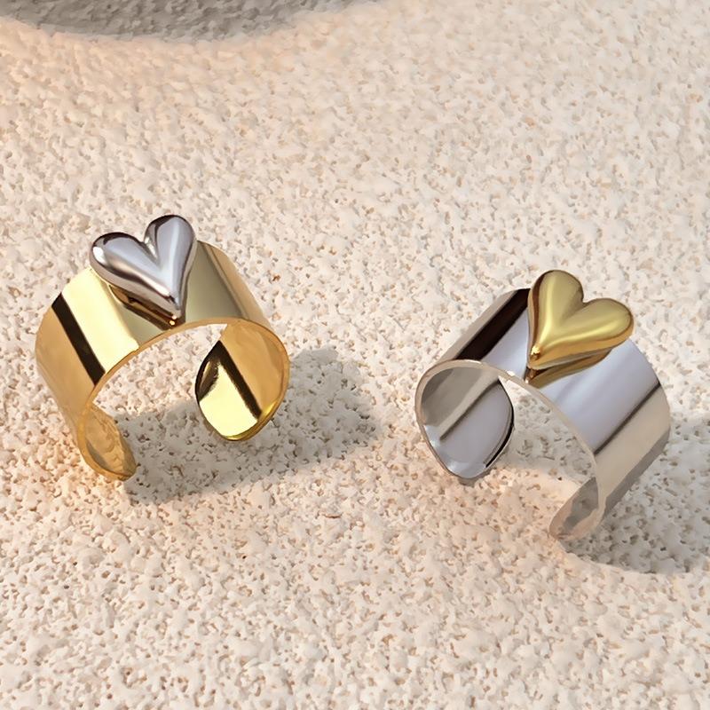 European and American Retro Heart Ring Stainless Steel Vacuum Plated Gold and Silver Color Matching Love Wide Version Ring Men's and Women's Rings