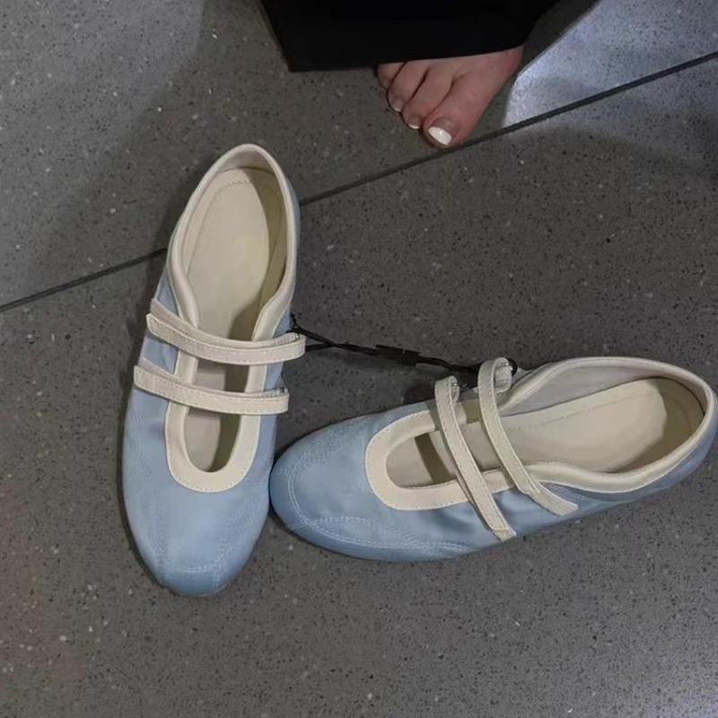 Zapatos Planos Versión Coreana 2026 Cabeza Redonda Boca Baja Mocasines Zapatos Perezosos con Temperamento Zapatos de Ballet
