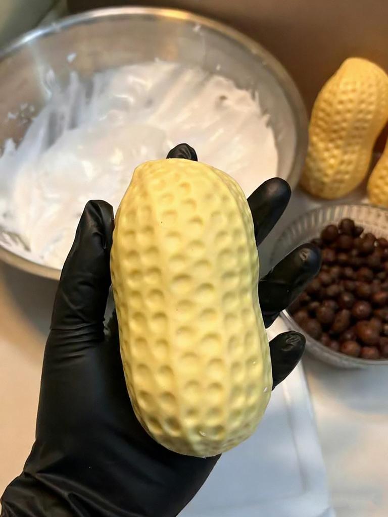 Creative Slow Rebound Simulated Peanut Squishy Toy Stress Relief Soft Decompression Toy Squeeze Fidget Toy Party Favors Gift
