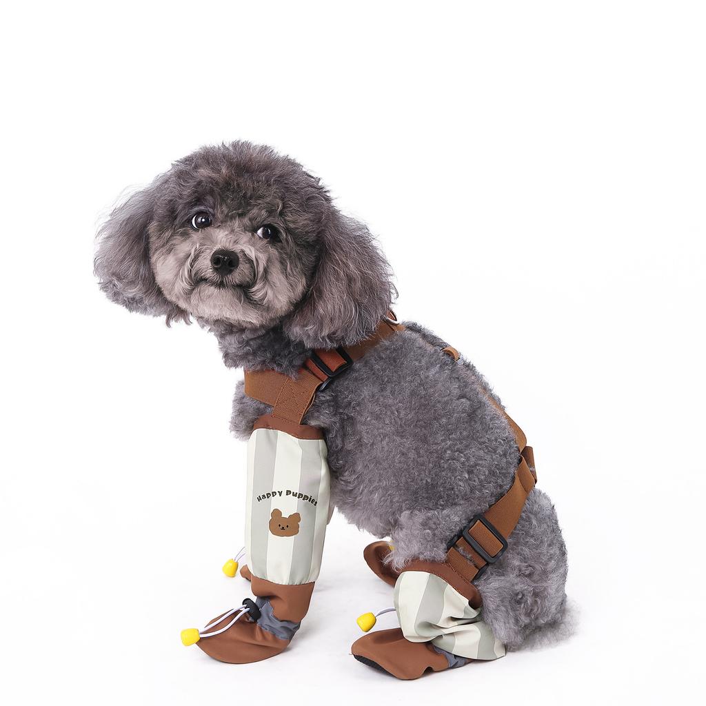 Spring and summer dog travel dust pants foot shoes waterproof and anti-dirty slippery small dog walking dog pet dog happy clothes
