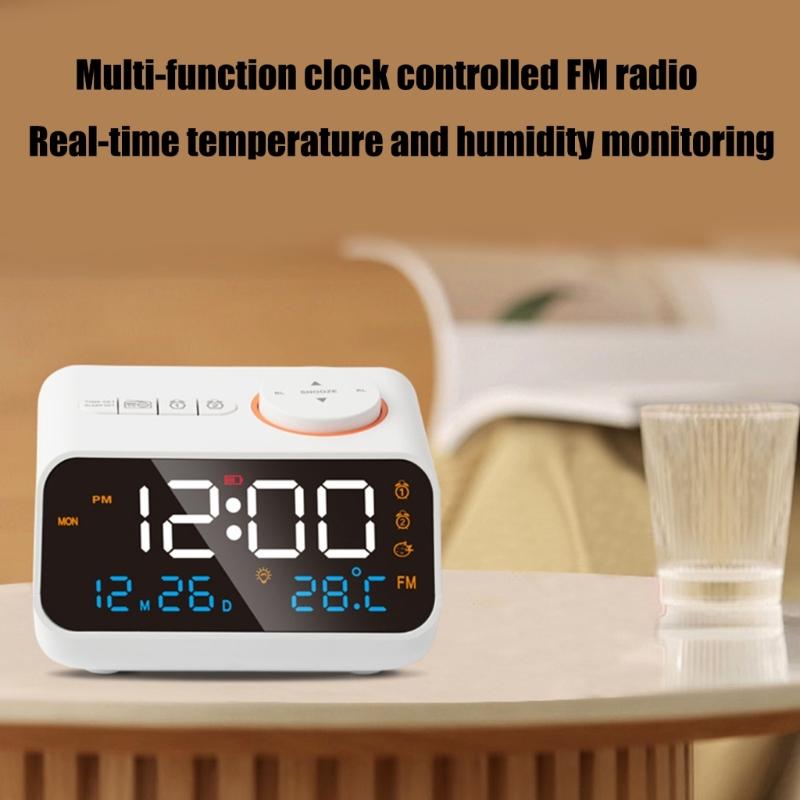 12/24 Hour Clock FM Radio LED Alarm Clocks with USB Charging and Temperature Humidity Display for Bedside Use