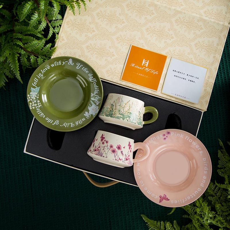 French Garden Luxury Coffee Cup & Saucer Gift Set: Elegant Mug with Saucer