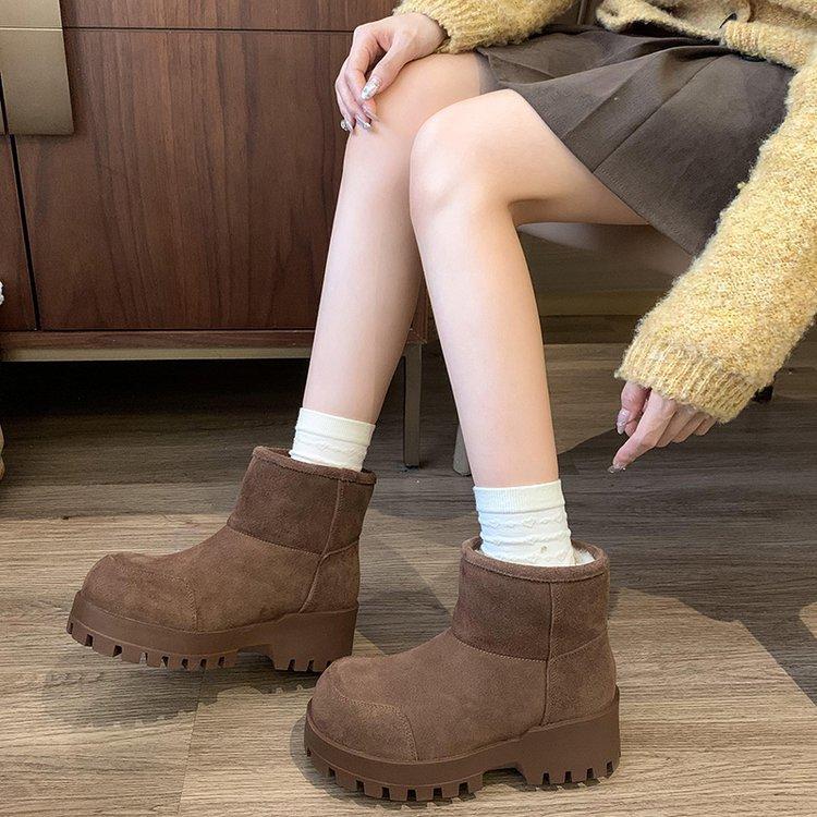 

2025 новые ботинки на толстой подошве с большим носком, ботинки на толстой подошве, увеличивающие рост, но до колена, европейские и американские шерстяные ботинки-чулки с высоким голенищем, зимние ботинки 40 коричневый