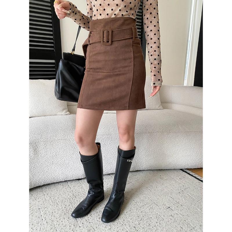 Sinan French Retro High-Waist Suede A-line Skirt with Plush and Belt - SN8620 S кофейный