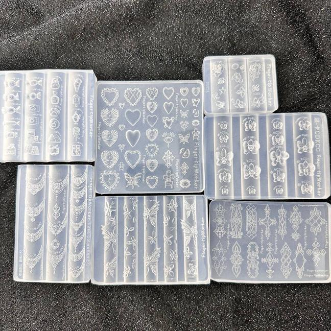 Baroque Heart French Necklace Butterfly Flower 3D Acrylic Nail Mold Diy Nail Art Decoration Transparent Manicure Template