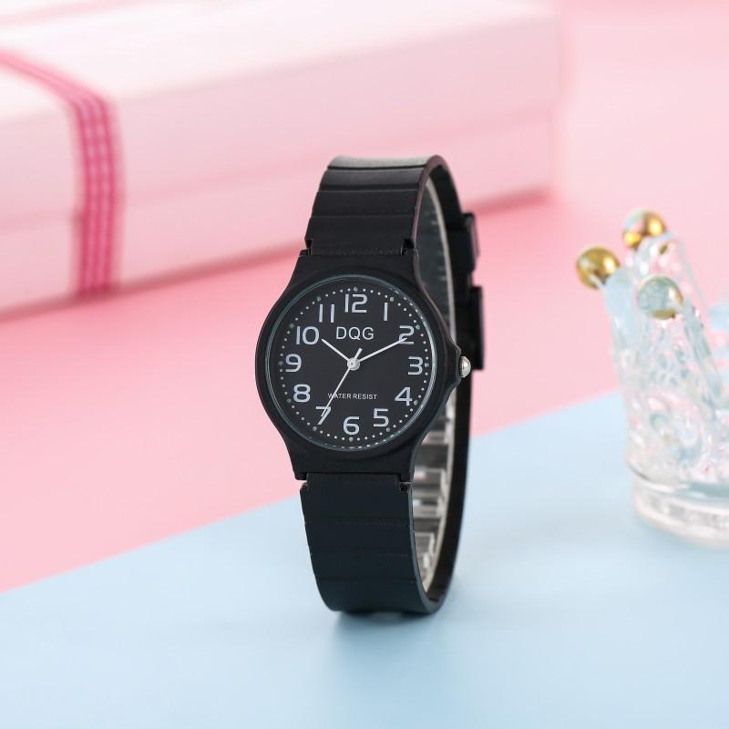 Casual Sport Quartz Watches Black Silicone Digital Male and Female Student Quartz Decorative Watch