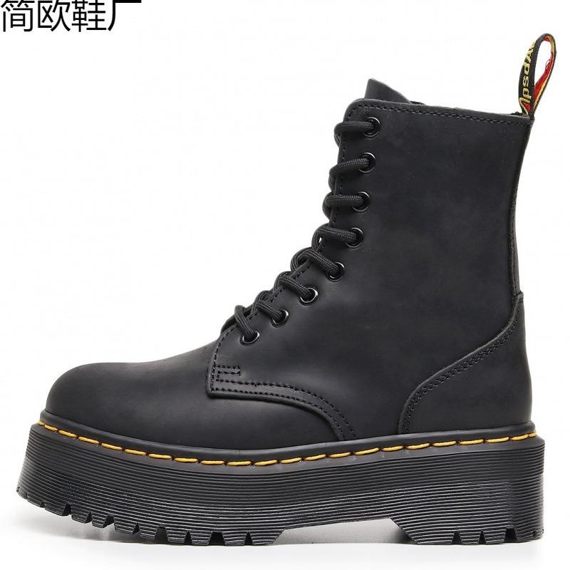 First layer thick bottom hole locomotive boots women, side zipper Crazy Horse red short boots leather loose