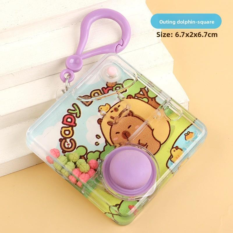 Capybara Schlüsselanhänger Cartoon mit Kunststoffbauweise für Kinderspielzimmer und Nutzung Geschenk