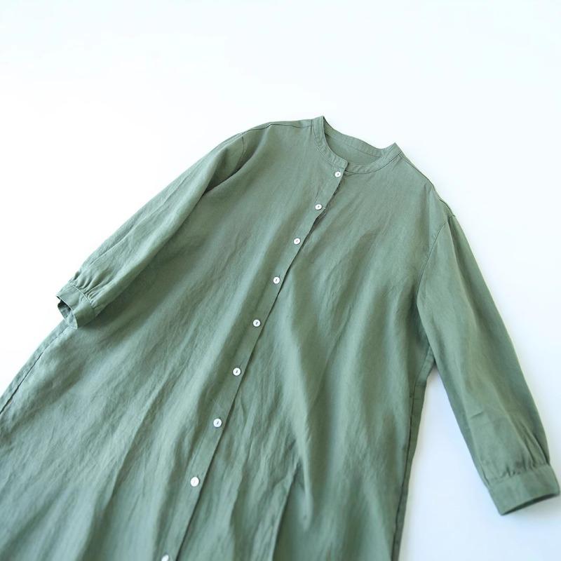 A Stand up Collar Long Shirt Dress