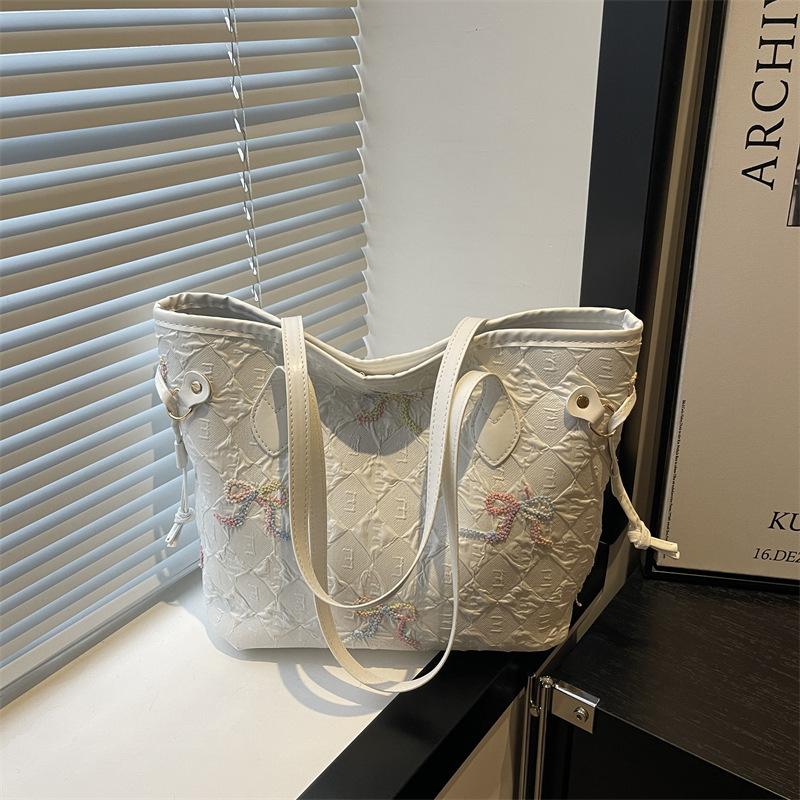 Student Class Cloth Bag Bag Women's 2025 New Shoulder Underarm Bag Striped Large Capacity Commuter Casual Tote Bag