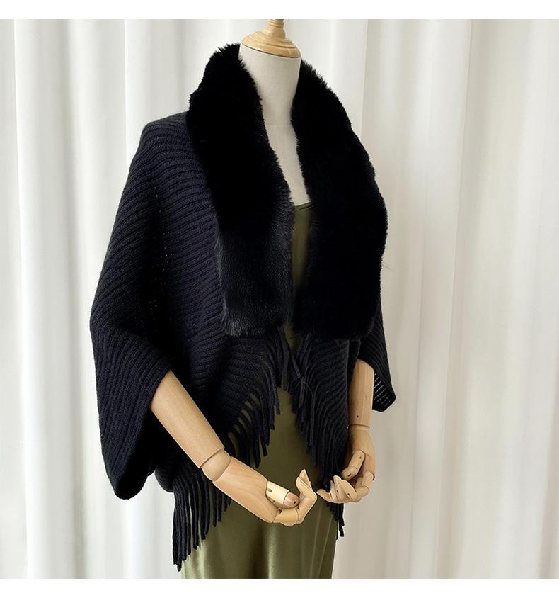 Women's High-End Knitted Cardigan: Autumn/Winter Cloak Shawl with Wide Fur Collar & Tassel