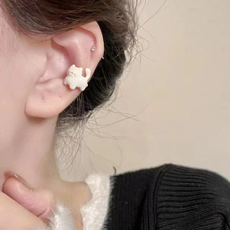

Женские милые серьги-клипсы в форме кошки, без прокола, корейские, нежные, черные, белые, кошачьи серьги, ювелирные аксессуары one size белый
