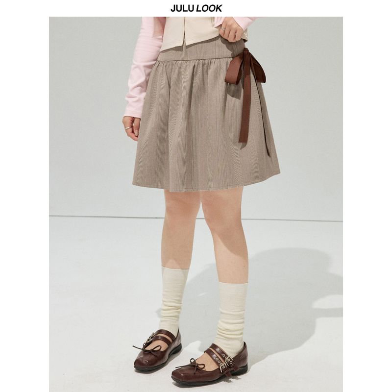 

Julu Studio Spring Twin Poems Design-Inspired Faux Two-Piece Top and Skirt Plus-Size Set for Slightly Plump Women Brown Skirt M