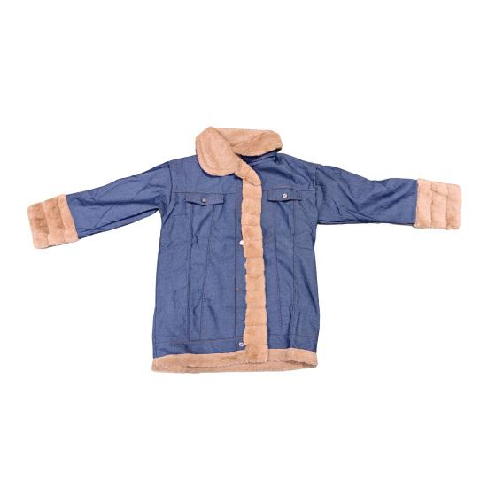 Jaqueta jeans feminina de inverno com acabamento em pele sintética e mangas compridas, bolsos combinando com a cor