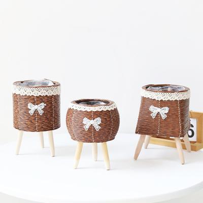 Ratanový pletený kvetináč Kreatívne kvetináče s nožičkami Odolný ručne pletený stojan na rastliny Stolový kvetináčový kôš