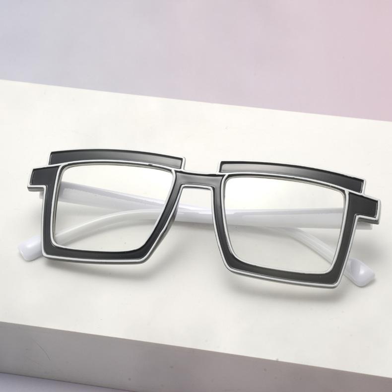 

Y2K Cartoon Fashion Square Frame Glasses Black and White Splicing Glasses Ins Personality Trend Anti-Blu-ray Joker Sunglasses