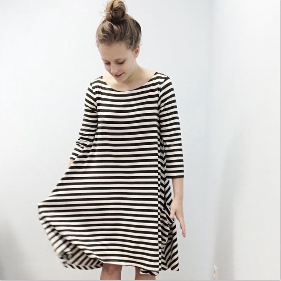 

Одежда Платье Комплект для родителей и детей Полосатый Короткий рукав Платье для малышки Новинка Mom,S