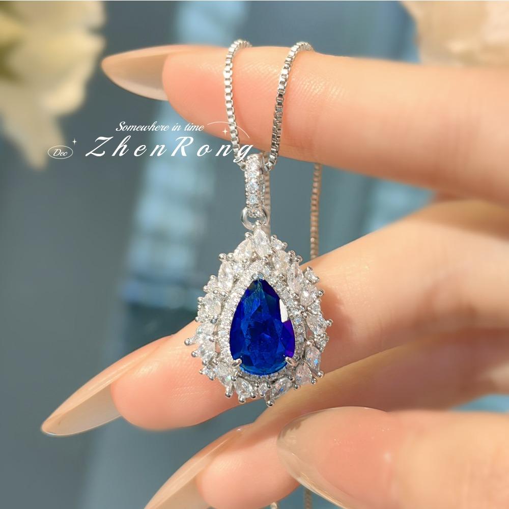Classic Blue Spinel Necklace Light Luxury Trendy Simple Fanta China Red High Carbon Diamond Pendant Women