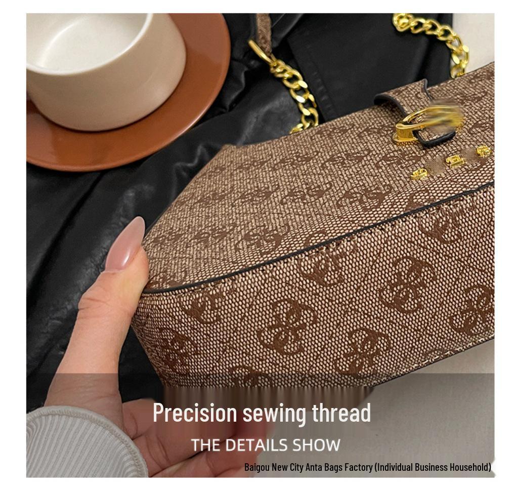 Luxurious Women's Crescent Crossbody Bag – Versatile, Fashionable, and Bestselling