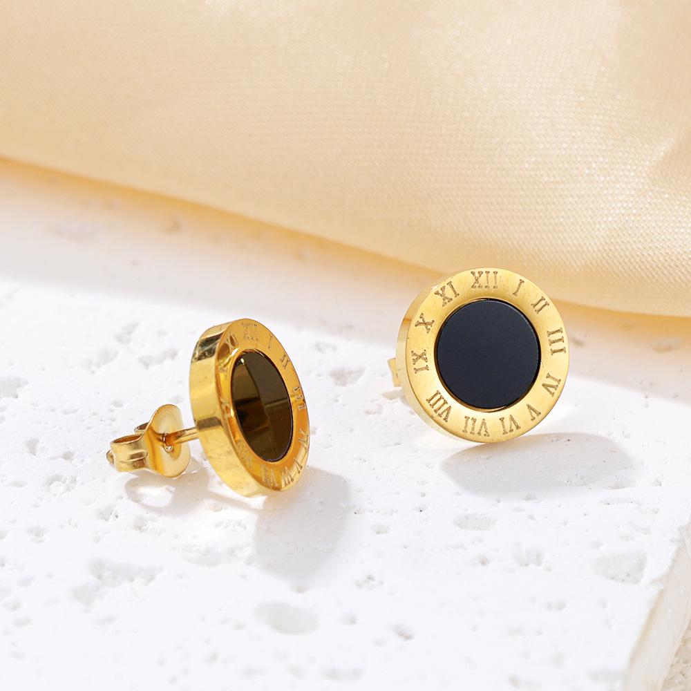 Gold Roman Numeral Stud Earrings & Necklace Set: Stylish, Exquisite Daily Jewelry for Women.