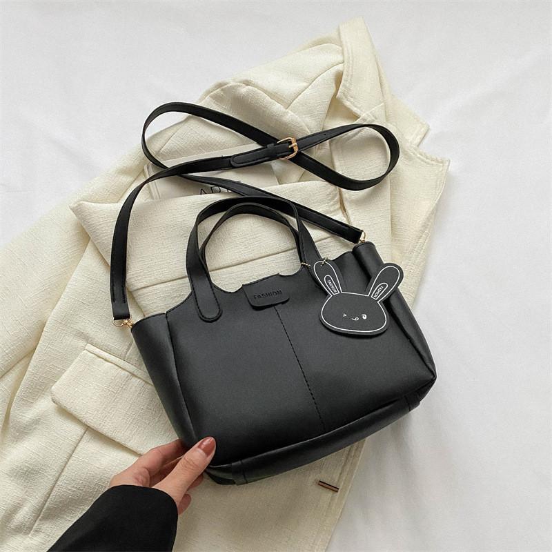 2024 Vintage Retro Street Style Women s Tote Bag Casual Chic Commuter Bag With Crossbody Strap