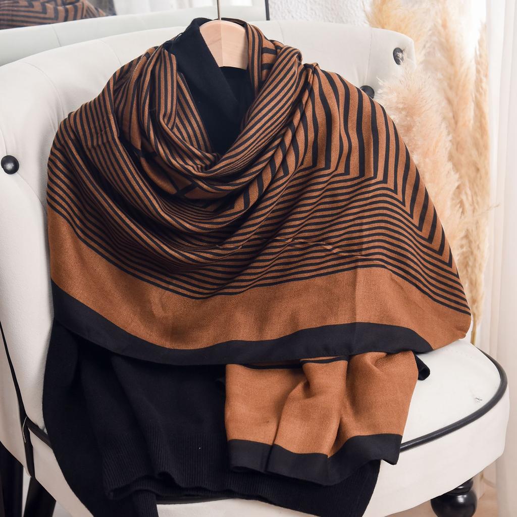 Simple Design In Spring and Summer Striped Scarf High-end Women's Imitation Cotton and Linen Travel Photo Fashionable Exterior Scarf Shawl