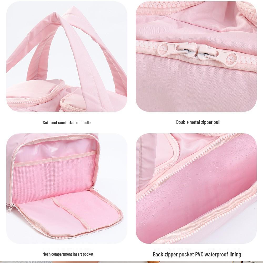 Grande Trousse de Maquillage Matelassée - Élégante, Légère, Portable, avec Compartiments et Double Ouverture pour le Voyage et les Articles de Toilette.