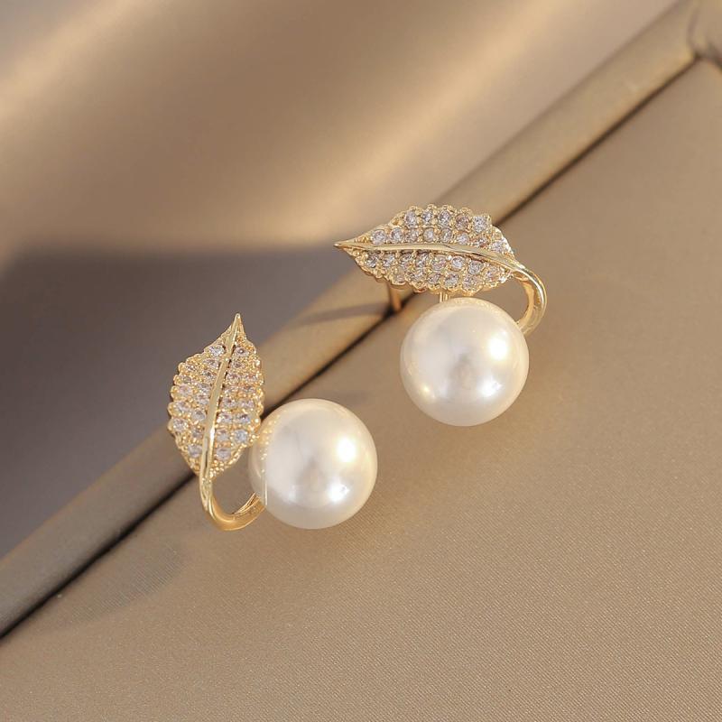 New Fashion Korean Imitation Pearl Drop Earrings For Women Bohemian White Round Zircon Wedding Earrings Jewelry Gifts