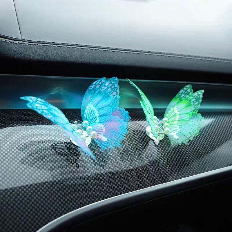 Butterfly Air Vent Ornament: Creative Chinese Style Car Interior Decoration