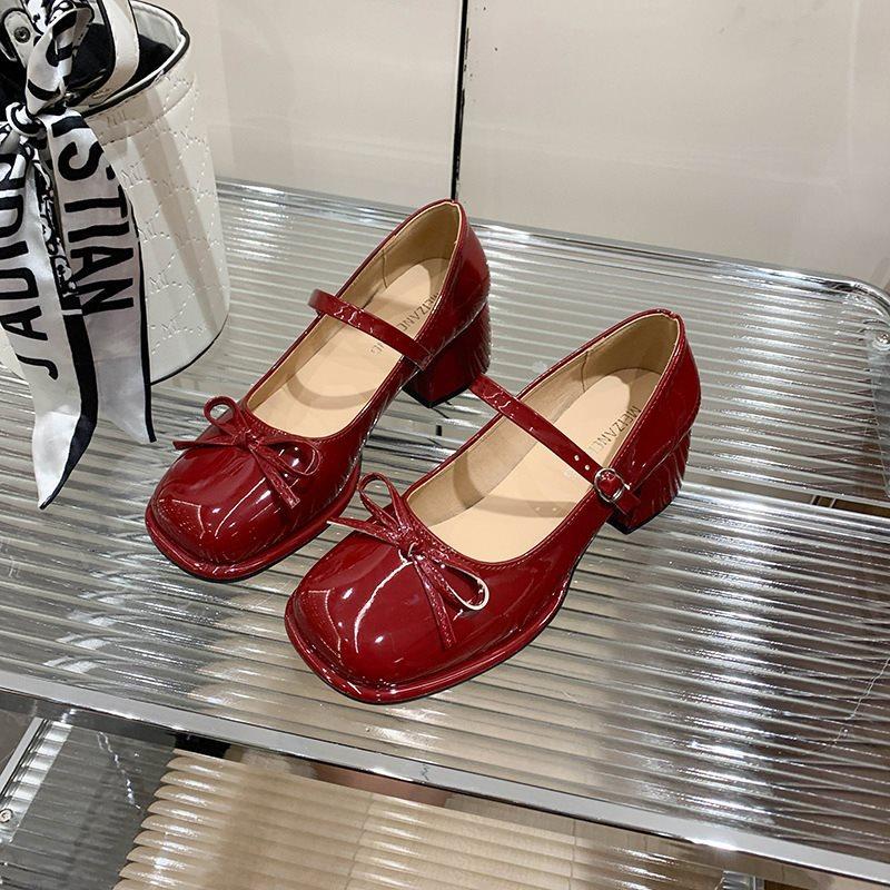 Fashion Korean version autumn single shoes shallow mouth casual year skirt Mary Jane shoes women's new 2025 word with thick heel