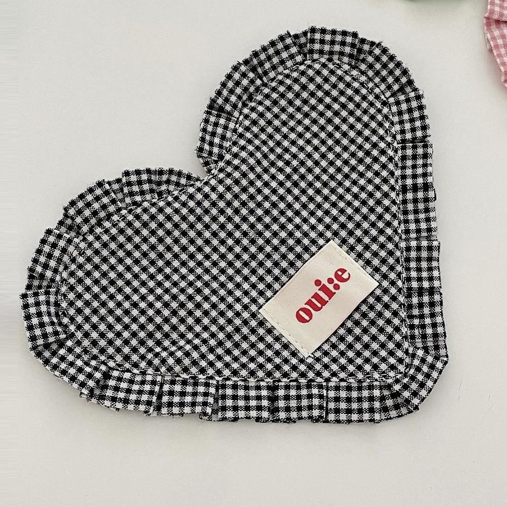 Korean INS Placemats Small Fresh Style Plaid Heart-shaped Coasters Cute Sweet Insulated Desktop Home Atmosphere Decoration