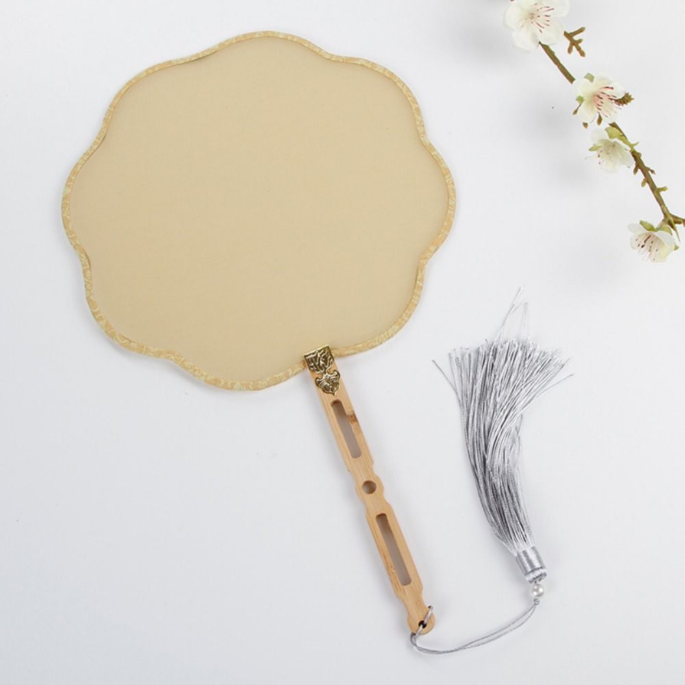 

Chinese Style Retro Blank Silk Fan Vintage Antique Fan Banana Fan Painting Circular Fans Hanfu beige-Style G