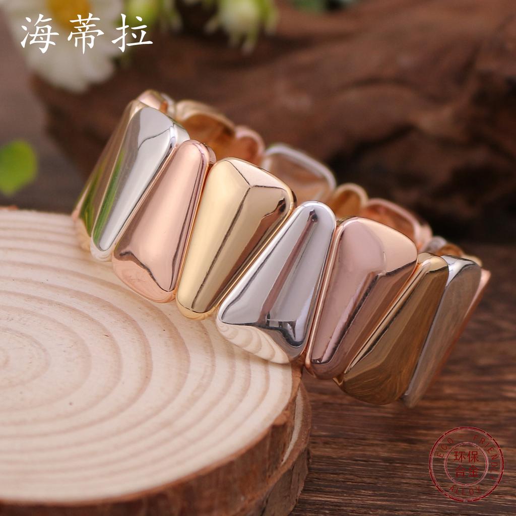 Dreifarbige dreieckige Spleißlegierung elastisches Armband galvanisiert Gold Silber Roségold Punk Herren- und Damenarmband