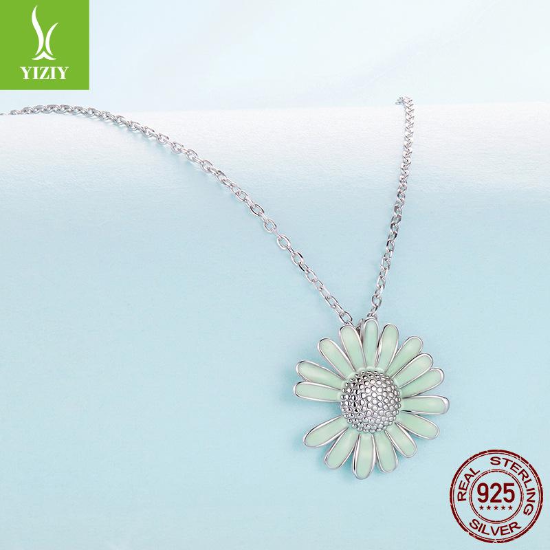 Small Fresh Green Small Daisy Necklace Women'S Versatile S925 Sterling Silver Small Flower Necklace Collarbone Chain