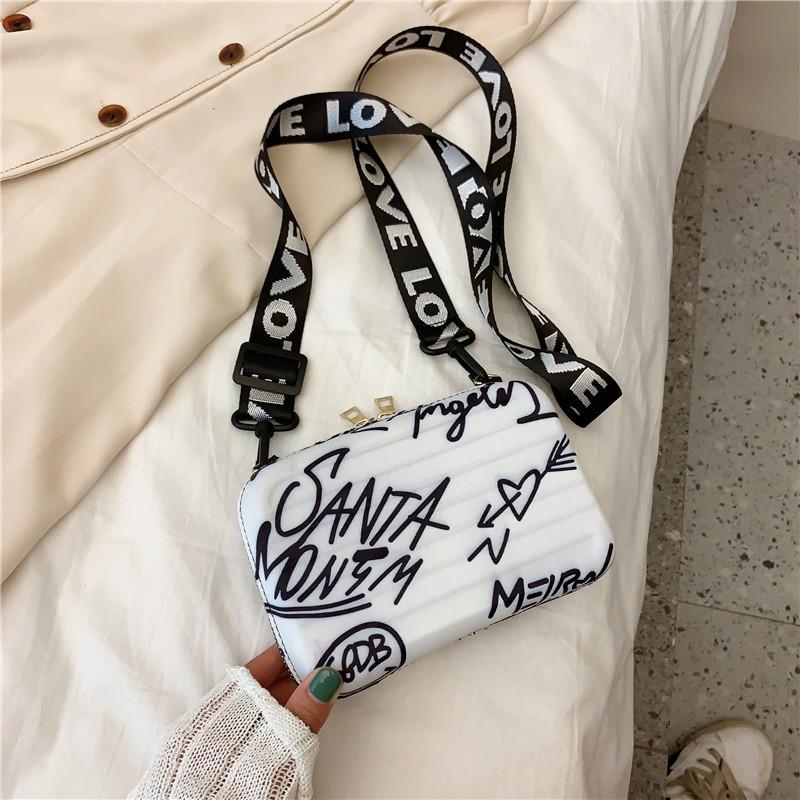 

Messenger bag, foreign style personalized suitcase, small bag, women s mini fashion versatile Internet celebrity small square bag