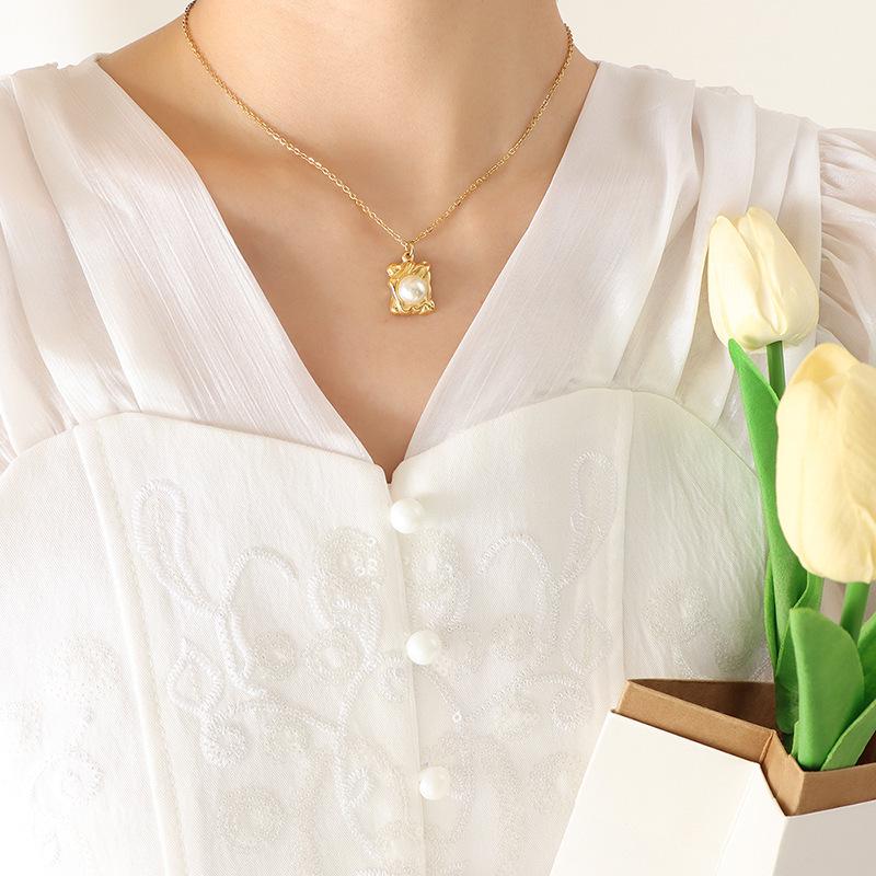 Custom Colorfast Faux Pearl Square Pendant Necklace – French Style Fashion for Women