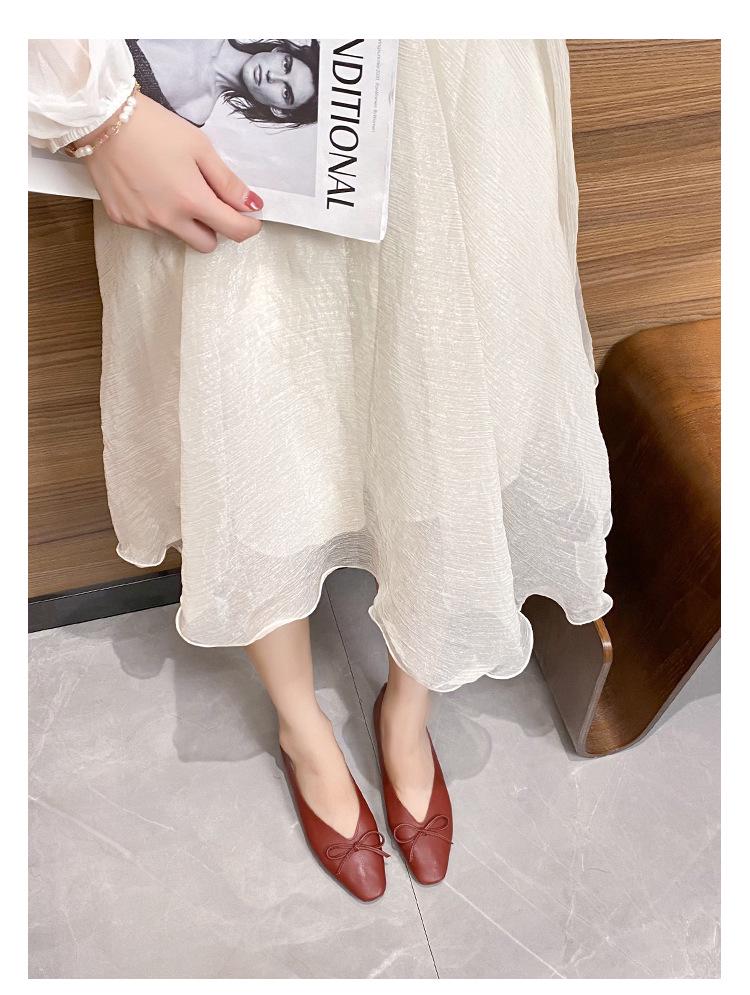 2023 Damskor med Låg Klack och Fyrkantig Tå, Mjuk Sula, Fransk Design, Perfekta för Vår & Höst.