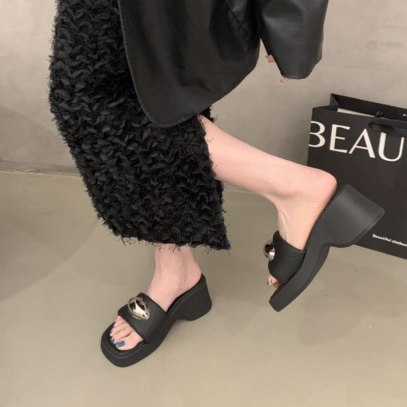 Fashion House Slippers Platform Women Luxury Shoes Slides Pantofle Beige Heeled Sandals Designer 2025 Black Summer Fashion Shoes Beige H