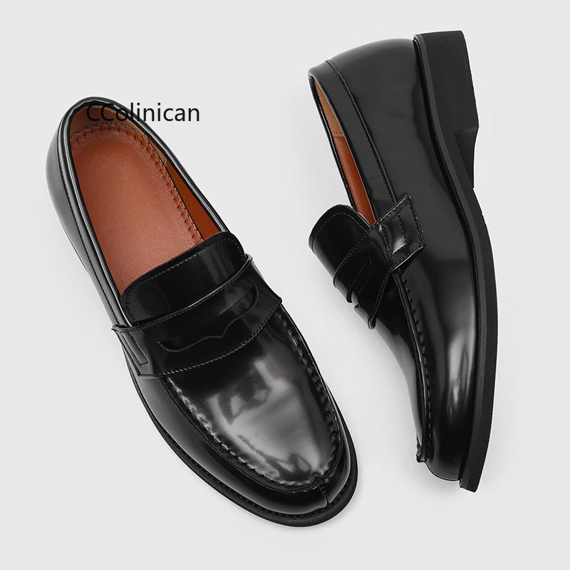 Hot Luxury Slip On Dress Shoes Men Genuine Leather Italian Loafer Shoes For Men Black Patent Leather Formal Oxford Men Wedding